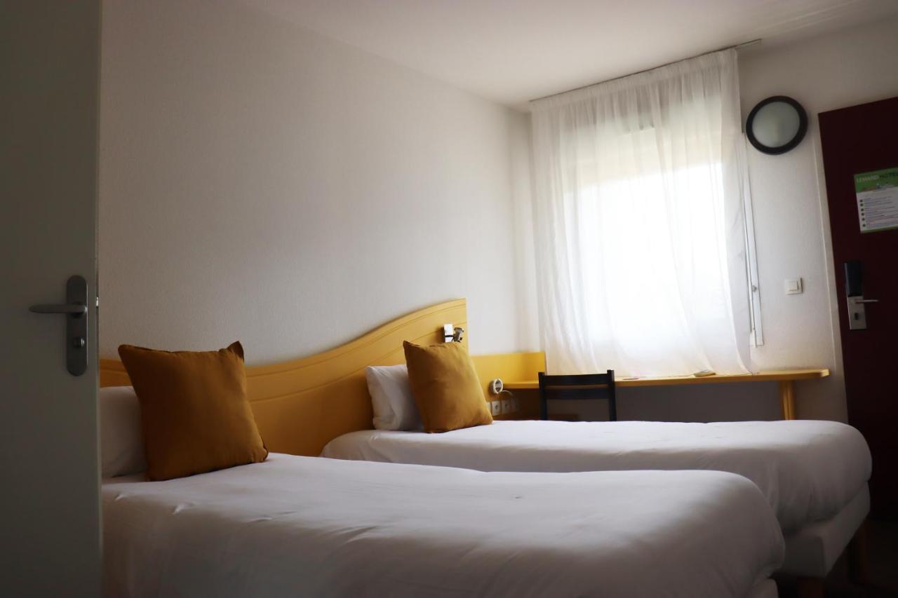 Lémand Hotel Villefontaine Esterno foto